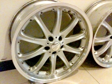 ล้อ BMW - HARTGE ขนาด 22 นิ้ว ล้อหน้า9.5 ET35 ล้อหลัง 10.5 ET 28 ราคาต่อรองได้ ล้อ BMW - HARTGE ขนาด 22 นิ้ว ล้อหน้า9.5 ET35 ล้อหลัง 10.5 ET 28 ราคาต่อรองได้