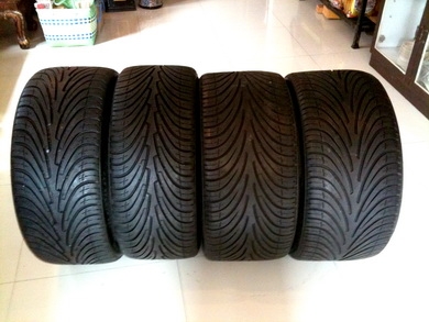 ยาง 22 นิ้วสภาพสมบูรณ์ 4 เส้น พร้อมใส่วิ่งได้เลย ยาง 22 นิ้วสภาพสมบูรณ์ 4 เส้น พร้อมใส่วิ่งได้เลย