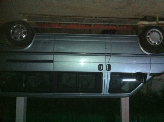 รถโฟล์คคาราเวล vr6 แต่ง vip