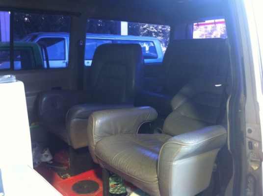 รถโฟล์คคาราเวล vr6 แต่ง vip