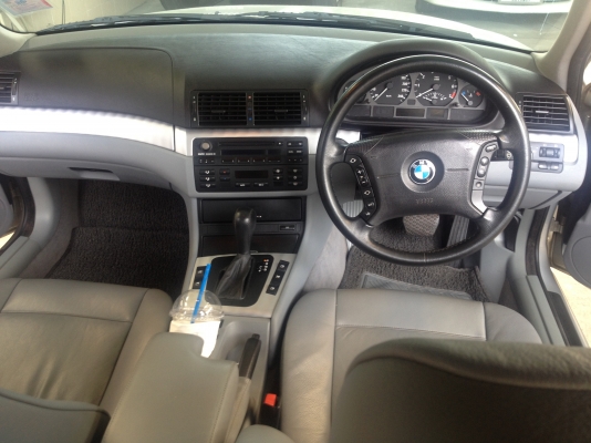 BMW, 318 iA (4Dr) ปี 2005 แท้ สีบรอนเงิน เกียร์ออโต้