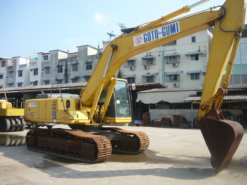 รถขุด Komatsu PC200-6 รถเก่านอกนำเข้าจากญี่ปุ่น สภาพดีเยี่ยม ระบบไฟฟ้าครบ 087 900-0077