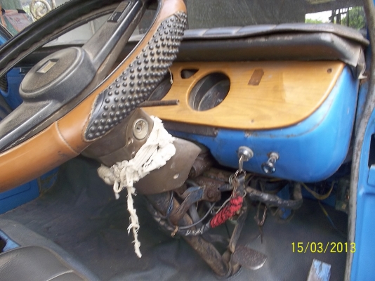 ขายรถ4ล้อกลางอิซูสุ  TL  74แรงม้า   เกียร์สายสั้น  คัชซีสวย