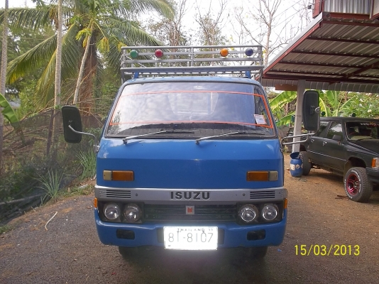 ขายรถ4ล้อกลางอิซูสุ  TL  74แรงม้า   เกียร์สายสั้น  คัชซีสวย