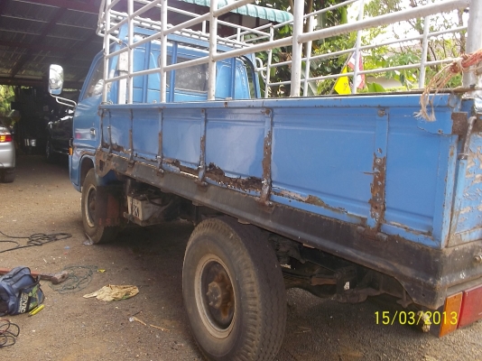 ขายรถ4ล้อกลางอิซูสุ  TL  74แรงม้า   เกียร์สายสั้น  คัชซีสวย