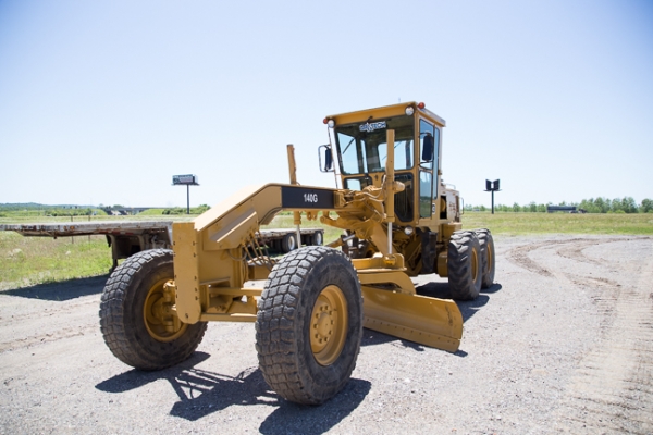 รถเกรด 140G