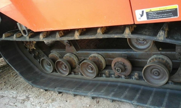 ขายรถเกี่ยว คูโบต้า Dc95พลัส ปี56 สภาพเดิมสวย เอกสารเล่มทะเบียนครบ พร้อมทำงาน