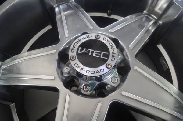 20x9 ET+18 สภาพสวย ไร้รอย ใช้งานมาน้อยมาก 4วง ขาย15000บาท รับประกันความงาม 081-7570077 20x9 ET+18 สภาพสวย ไร้รอย ใช้งานมาน้อยมาก 4วง ขาย15000บาท รับประกันความงาม 081-7570077