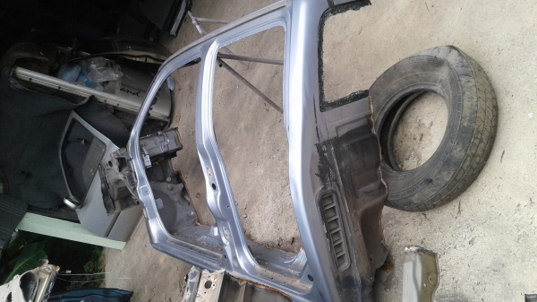 วงกบ 4 ประตู มีทั้ง ซ้าย+ขวา ดีแม็ก ปี 08