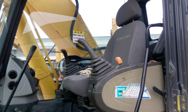 รถขุด SUMITOMO SH200-5 รถนำเข้า100\%ไม่เคยใช้งานในไทย