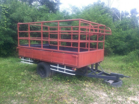 ขายเทเลอร์ลากพืชผลทางการเกษตร