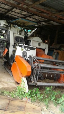 ขายรถเกี่ยว คูโบต้า DC  60 PLUS  นิ้วสปริง  ปี 54  รุ่นหายากมากครับ  รถสวย  ด่วยนะครับ  ใครที่มองหาและกำลังตัดสินใจ คันนี้ด่วนครับ