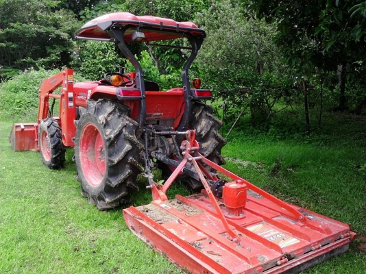 รถไถ KUBOTA  L4708  , ( รถทำงาน 1xx ชม. )    สนใจติดต่อ  081 - 6079515