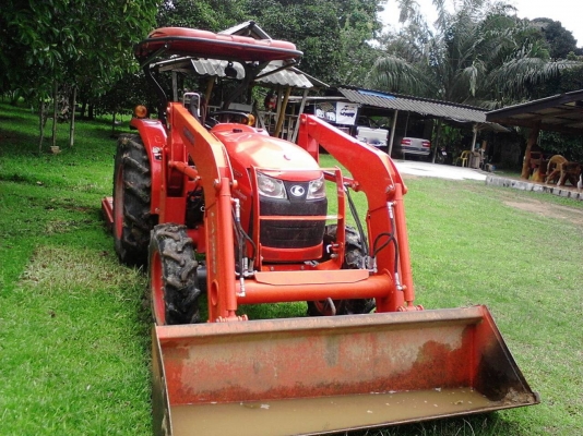 รถไถ KUBOTA  L4708  , ( รถทำงาน 1xx ชม. )    สนใจติดต่อ  081 - 6079515