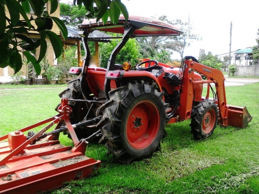 รถไถ KUBOTA  L4708  , ( รถทำงาน 1xx ชม. )    สนใจติดต่อ  081 - 6079515