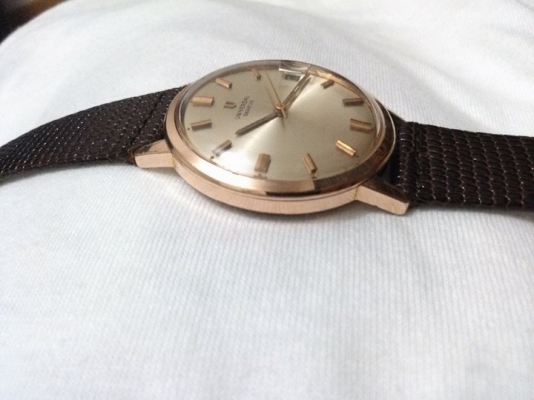 นาฬฺิกาข้อมือวินเทจจากยุโรป