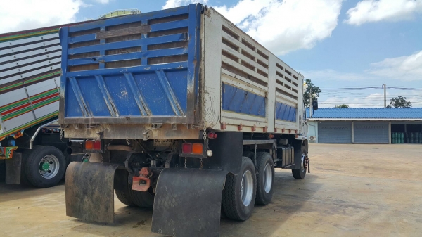 ขายเดกก้า320 ปี50 ดั้มสามมิตร มีระบบลากจูง รถสวยพร้อมใช้ เดิมบาง