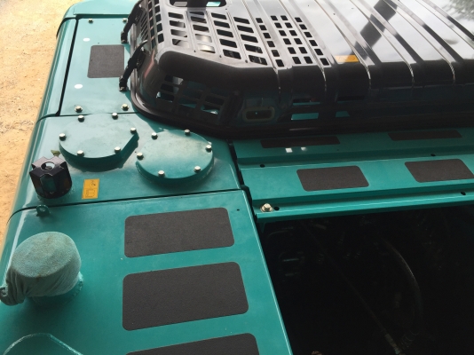 ขายรถแบ็คโฮ KOBELCO SUPER Xm SK200 ทำงานน้อย
