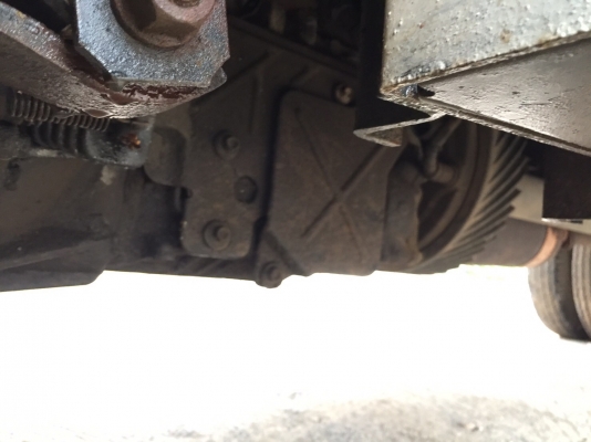 ขาย6ล้อISUZU NKR120แรงฝาขาว หัวการ์ตูน ป้ายเล็กไม่ติดเวลา