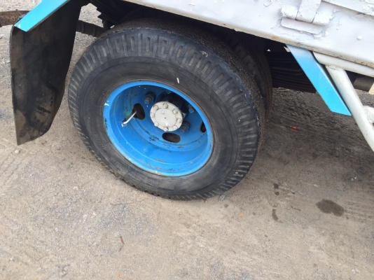 ขาย6ล้อISUZU NKR120แรงฝาขาว หัวการ์ตูน ป้ายเล็กไม่ติดเวลา