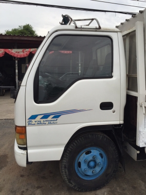 ขาย6ล้อISUZU NKR120แรงฝาขาว หัวการ์ตูน ป้ายเล็กไม่ติดเวลา