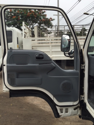 ขาย6ล้อISUZU NKR120แรงฝาขาว หัวการ์ตูน ป้ายเล็กไม่ติดเวลา