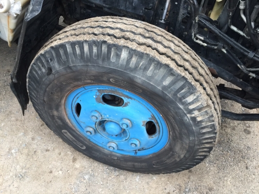 ขาย6ล้อISUZU NKR120แรงฝาขาว หัวการ์ตูน ป้ายเล็กไม่ติดเวลา