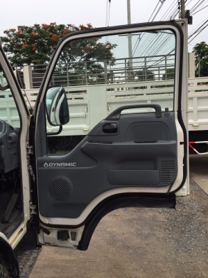 ขาย6ล้อISUZU NKR120แรงฝาขาว หัวการ์ตูน ป้ายเล็กไม่ติดเวลา