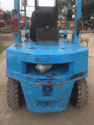 รถยกดีเซล นิสสัน SD25 2.5 ตัน สูง 4.5 เมตร เกีย์รออโต้