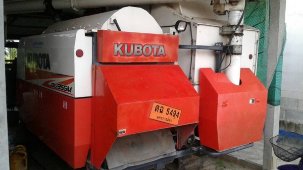 ขายรถเกี่ยวข้าว DC95M ปี55 ใช้งาน1800ชั่วโมง รถสวยสภาพดี เอกสารพร้อมโอน ราคา650,000 สนใจโทร 090-8588220คุณนะ 093-3258446คุณบิว หรือเข้าดูสินค้าอื่นๆได้ที่ www.narong2truck.com หรือ www.truck.in.th/498 หรือเพจFacebook ณรงค์ ซื้อขายรถมือสอง (เว็บไซต์ส่วนตัว