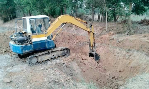 ขายรถแบคโค PC60-5 สภาพพร้อมใช้งาน ราคา280,000 สนใจโทร 090-8588220คุณนะ 093-3258446คุณบิว หรือเข้าดูสินค้าอื่นๆได้ที่ www.narong2truck.com หรือ www.truck.in.th/498 หรือเพจFacebook ณรงค์ ซื้อขายรถมือสอง (เว็บไซต์ส่วนตัว) หรือFacebook คุณนะ รถบรรทุก