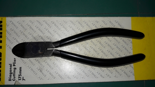 ขายคีมตัดสายไฟSTANLEY HANDYMAN made in Usa. งานเก่าเก็บเมกา