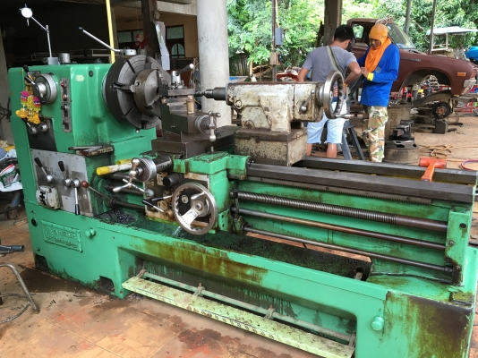 เครื่องกลึงต้าชิงรุ่นหนัก คอลึก รู3นิ้ว2 เครื่องกลึงต้าชิงรุ่นหนัก คอลึก รู3นิ้ว2