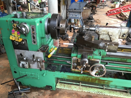เครื่องกลึงต้าชิงรุ่นหนัก คอลึก รู3นิ้ว2