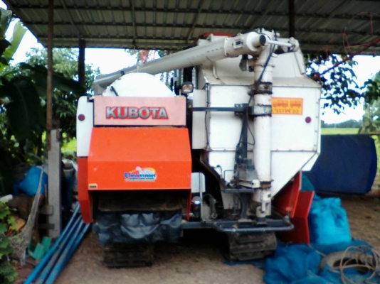 ขายรถเกี่ยวข้าว KUBOTA DC95GM PLUS ปี56 ใช้งานน้อย รถสวยสภาพดี เอกสารพร้อมโอน ราคา670,000 สนใจโทร 090-8588220คุณนะ 093-3258446คุณบิว หรือเข้าดูสินค้าอื่นๆได้ที่ www.narong2truck.com หรือ www.truck.in.th/498 หรือเพจFacebook ณรงค์ ซื้อขายรถมือสอง (เว็บไซต์ส