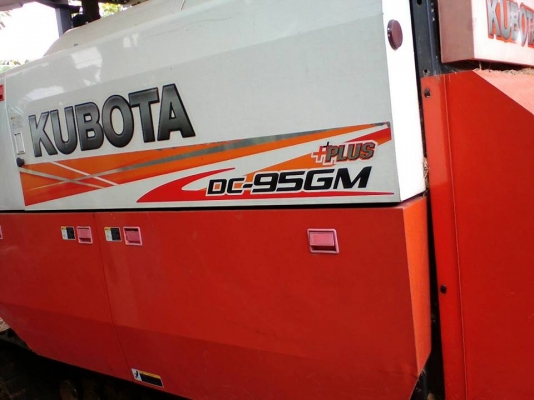 ขายรถเกี่ยวข้าว KUBOTA DC95GM PLUS ปี56 ใช้งานน้อย รถสวยสภาพดี เอกสารพร้อมโอน ราคา670,000 สนใจโทร 090-8588220คุณนะ 093-3258446คุณบิว หรือเข้าดูสินค้าอื่นๆได้ที่ www.narong2truck.com หรือ www.truck.in.th/498 หรือเพจFacebook ณรงค์ ซื้อขายรถมือสอง (เว็บไซต์ส