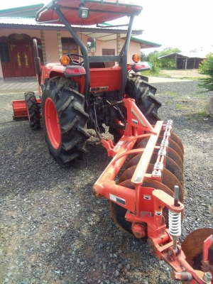 ขายรถไถ kubota 47แรง อุปกรณ์ครบ