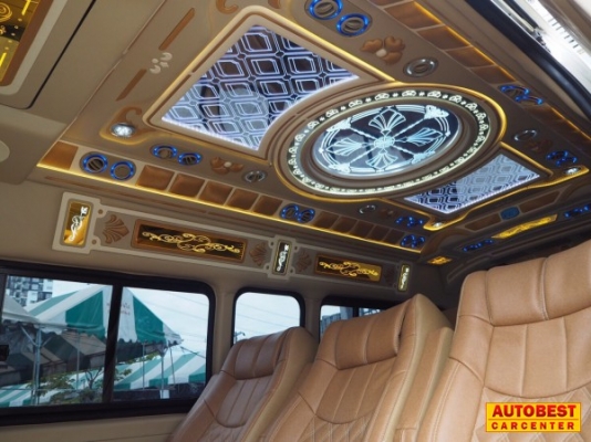 โทร 0922726669 ตันหยงเบสท์รถตู้ฝั่งธน COMMUTER ปี 2013 ดีเซลล์ แต่งวีไอพี แอร์บัส เบาะหนัง 3 แถว ราค