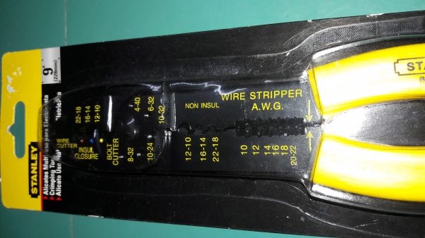 ขายคีมตัด ปอก ย้ำหางปลา สายไฟ STANLEY made in Taiwan. ขายคีมตัด ปอก ย้ำหางปลา สายไฟ STANLEY made in Taiwan.