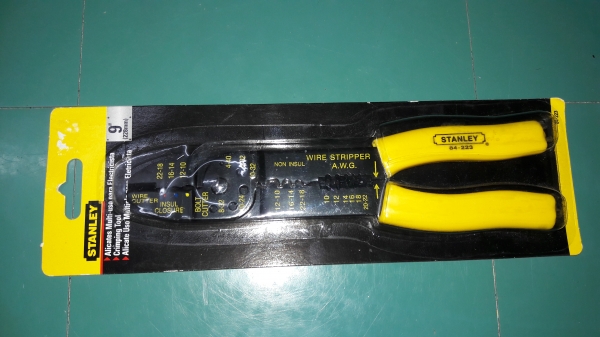 ขายคีมตัด ปอก ย้ำหางปลา สายไฟ STANLEY made in Taiwan.