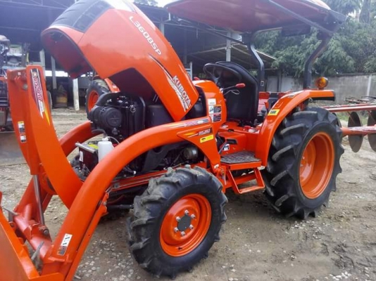 ขายคูโบต้า L3608 SPพร้อมใบมีดเเละผาน6ราคา360,000ต่อรองได้มีบริการจัดส่ง