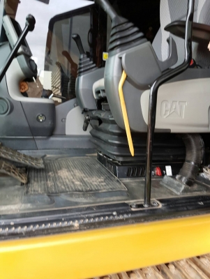 ขายดาวน์รถแบ็คโฮ CAT 320D2.  รถสวยพร้อมใช้งานชั่วโมงน้อย