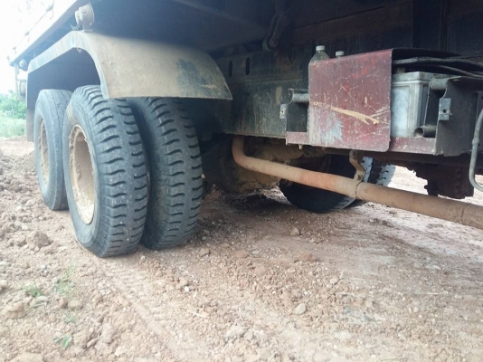 ขายรถ10ล้อ ดั้ม2เพลา TD เบรกใหญ่ เครื่อง195แรง โลฮาย10สปีด พ.เพาเวอร์ เบรกจิฟฟี่ ภายในสวย เอกสารพร้อมโอน สนใจโทร 090-8588220คุณนะ 093-3258446คุณบิว หรือเข้าดูสินค้าอื่นๆได้ที่ www.narong2truck.com หรือ www.truck.in.th/498 หรือเพจFacebook ณรงค์ ซื้อขายรถมื