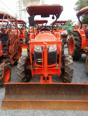 รถคููโบต้า รุ่น L3608SP รถคููโบต้า รุ่น L3608SP