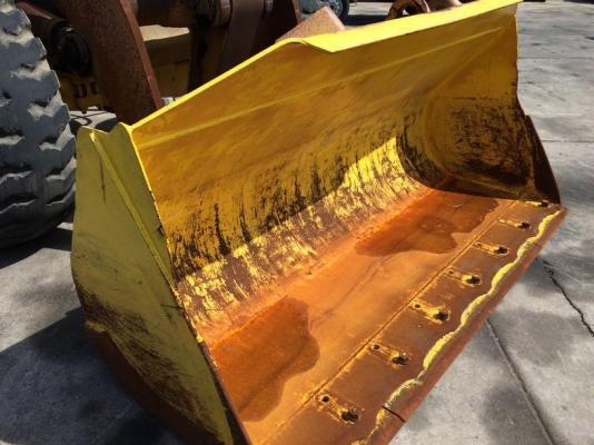 Komatsu 520B เครื่อง Komatsu 6D105 นำเข้าจากญี่ปุ่น ถึงไทยแล้วครับ