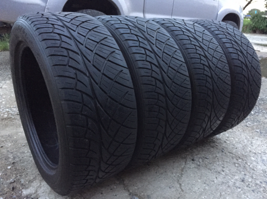 ยาง Nitto 420S 265 50 20 ปลายปี13 ดอกเต็ม ราคาไม่แพง