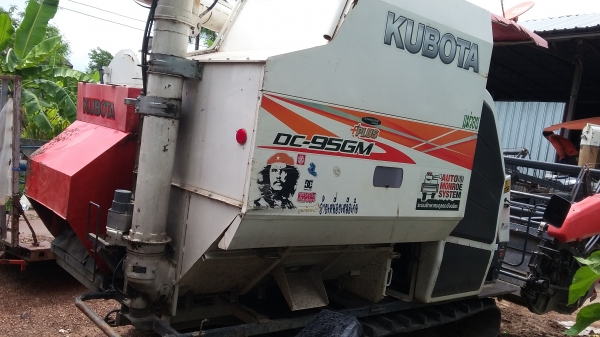 ขายรถเกี่ยวคูโบต้า DC95GM PLUS ปี 56 ชั่วโมงน้อย 2019 ราคาปรับใหม่แล้วครับ 500000