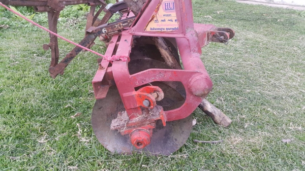 ผาน 6 สภาพสวย ใบเต็ม. ไม่มีดาม  พร้อมคราด  15,000  บาท