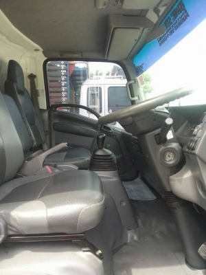 ขายรถบรรทุกหกล้อ ISUZU NPR เครื่อง 150 แรง ปี 55 กระบะคอกมิเนียม ช่วงยาว 5.50 เมตร ทะเบียนพร้อม