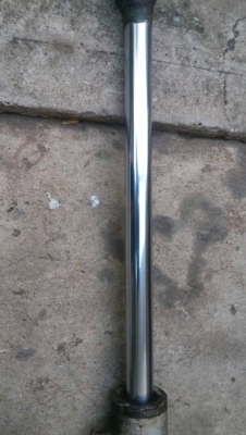 ขายกระบอกอาร์มกับกระบอกบุ้งกี้ รถแมคโค PC-30-7 สภาพสวยของถอดจากตัวรถ